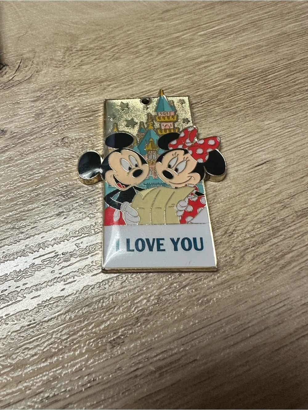 Disneyland Resort Micky Mouse Gold Disney Puzzle Piece Keychain Tag